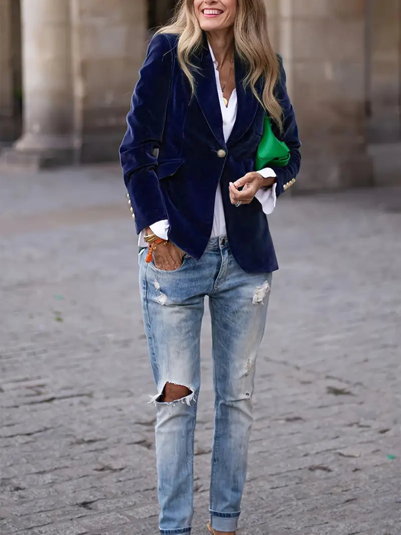Yvana™ – Elegantne Sametist Blazer Lihtsaks Hoovis Elegantsiks