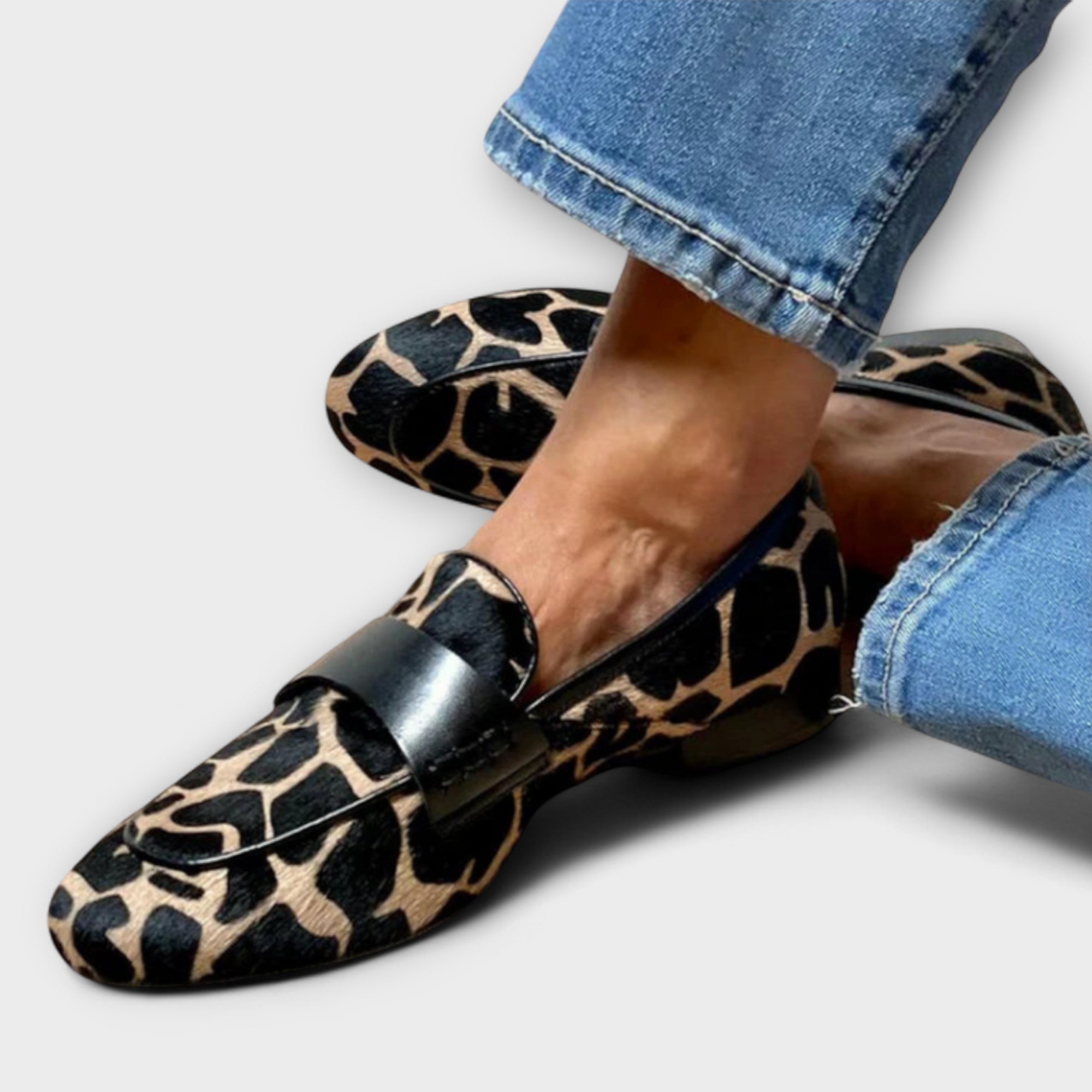Savrani™ | Leopardimustriga Mokassiin