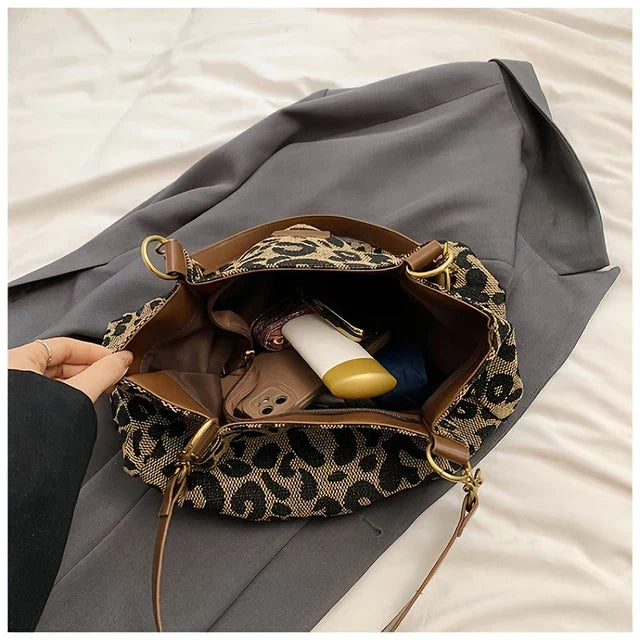 Navy™ – Käekott Julge Iga Päeva Elegants