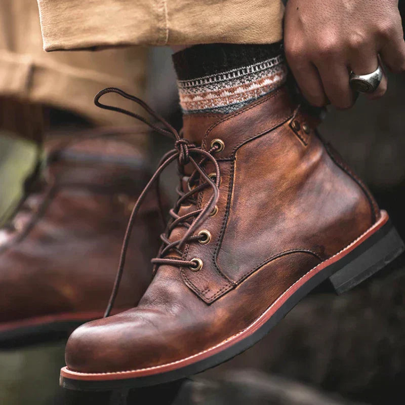 Hunter™ | Meeste nahast saapad