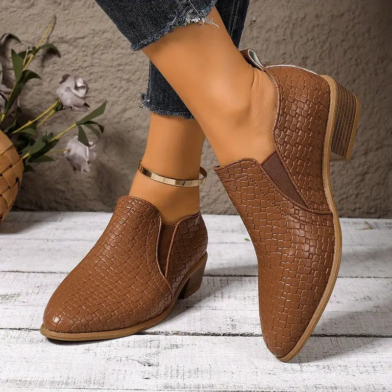 Alexandra™ | Elegantsed kingad