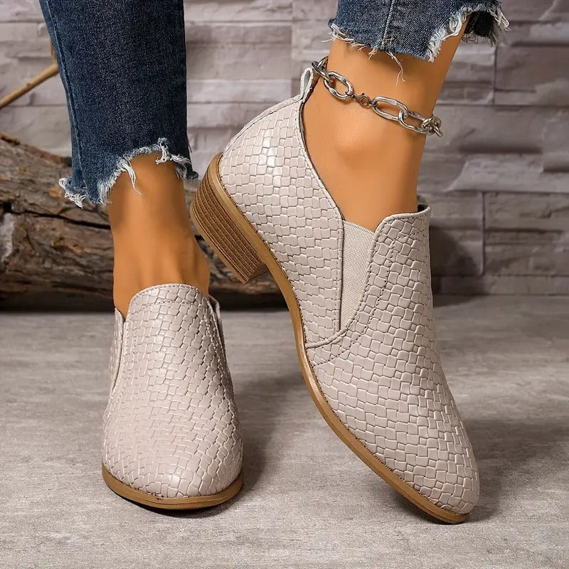 Alexandra™ | Elegantsed kingad